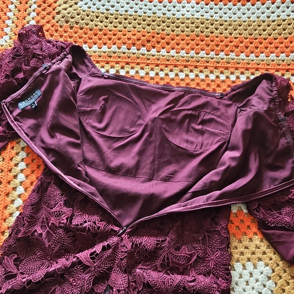 Shelli Segal Lace Off-Shoulder Tulip Flutter Sleeve Wine Burgundy Cocktail Dress - Picture 12 of 16